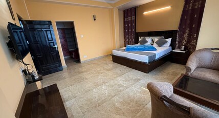 The Home Inn Shimla Room Type - Superior king room