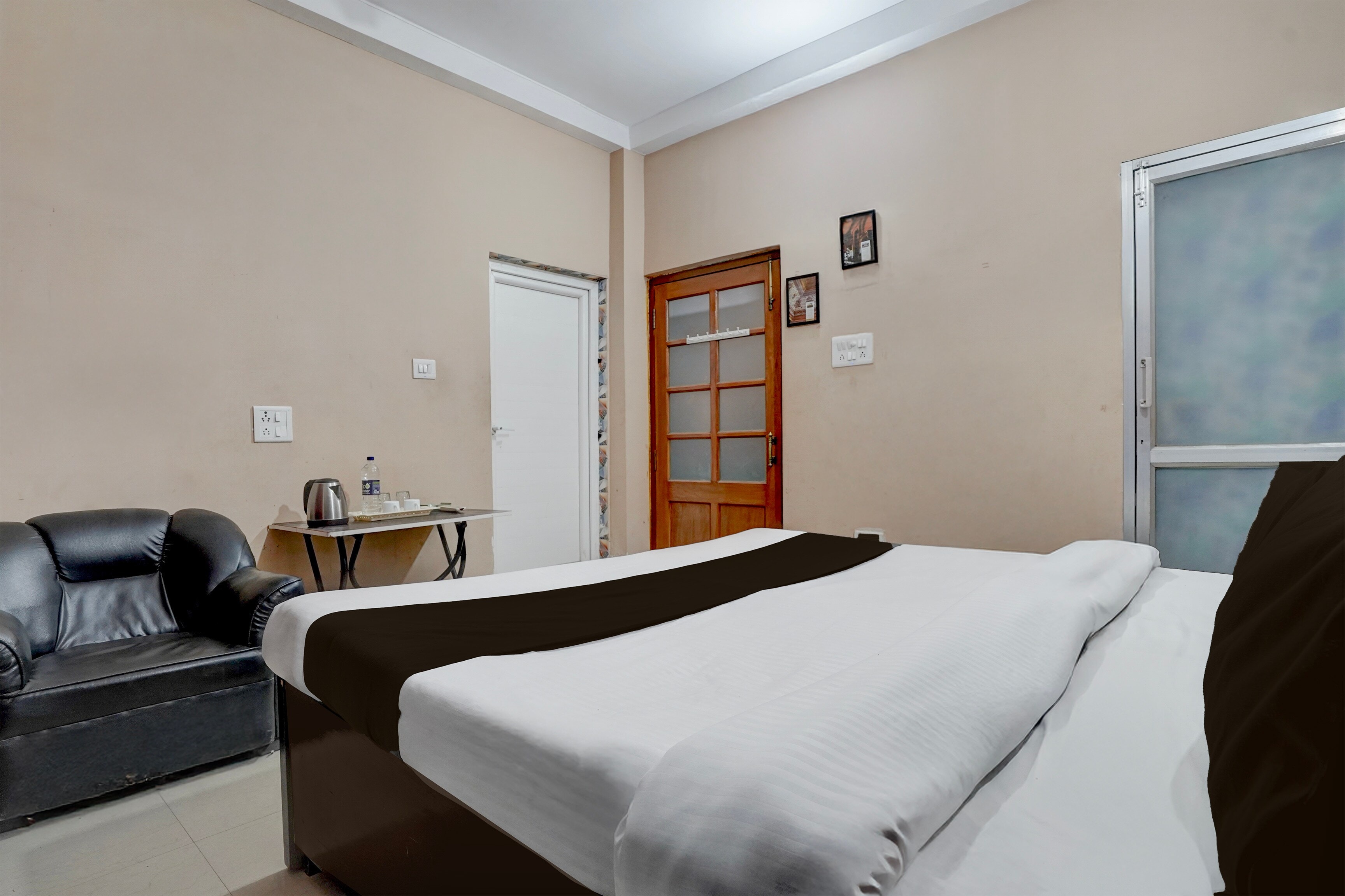Hotel O Madhav Villa - Tap to explore photos