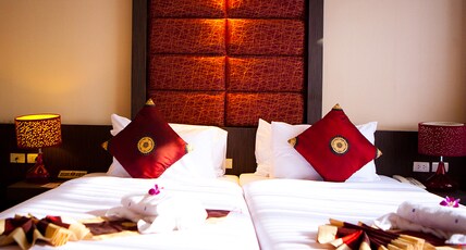 Sun City Hotel Pattaya Room Type - Deluxe Double  Room