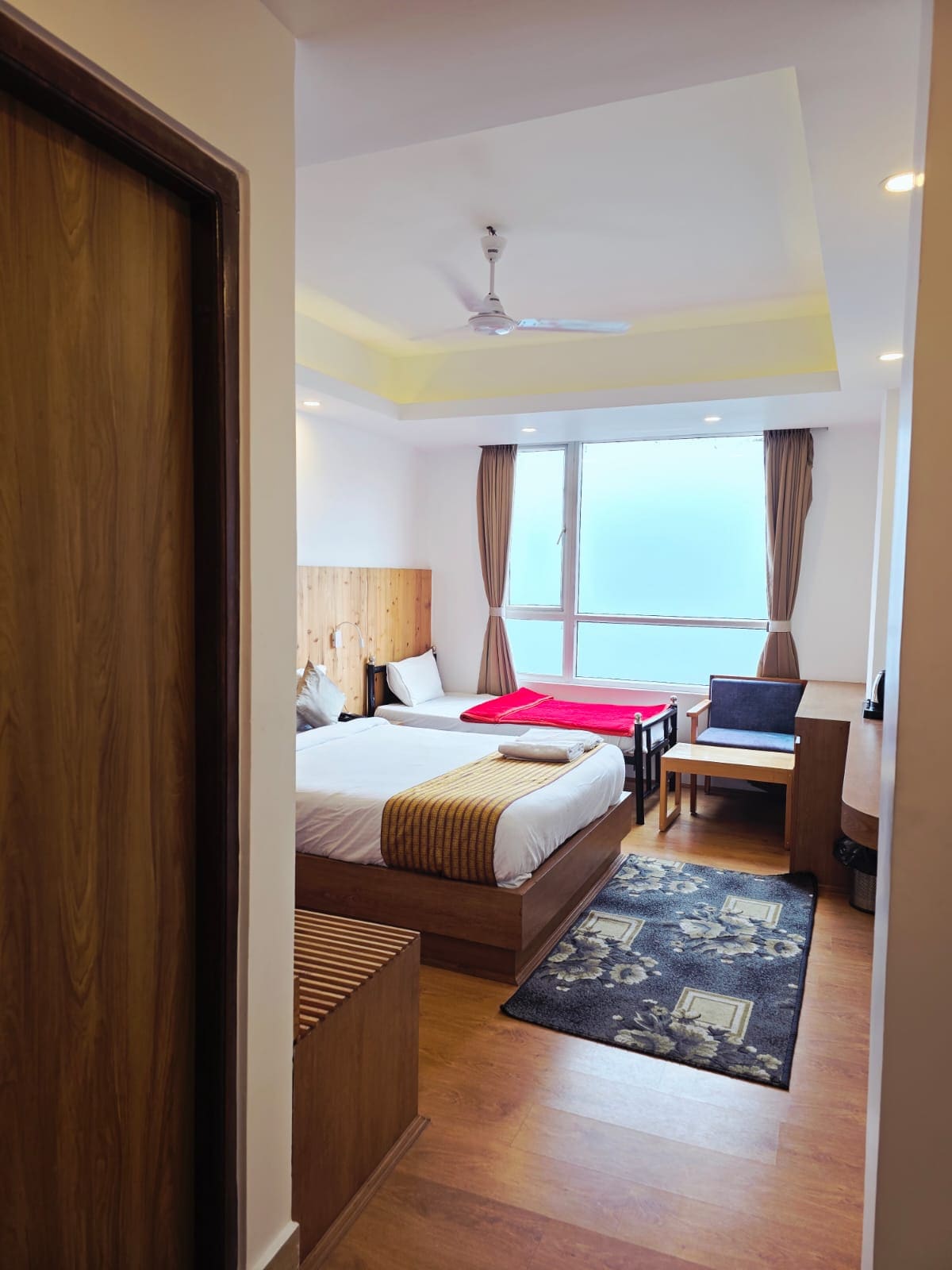 Hotel Himalaya Gangtok - Tap to explore photos
