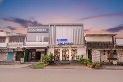 FabHotel Dolphin Residency