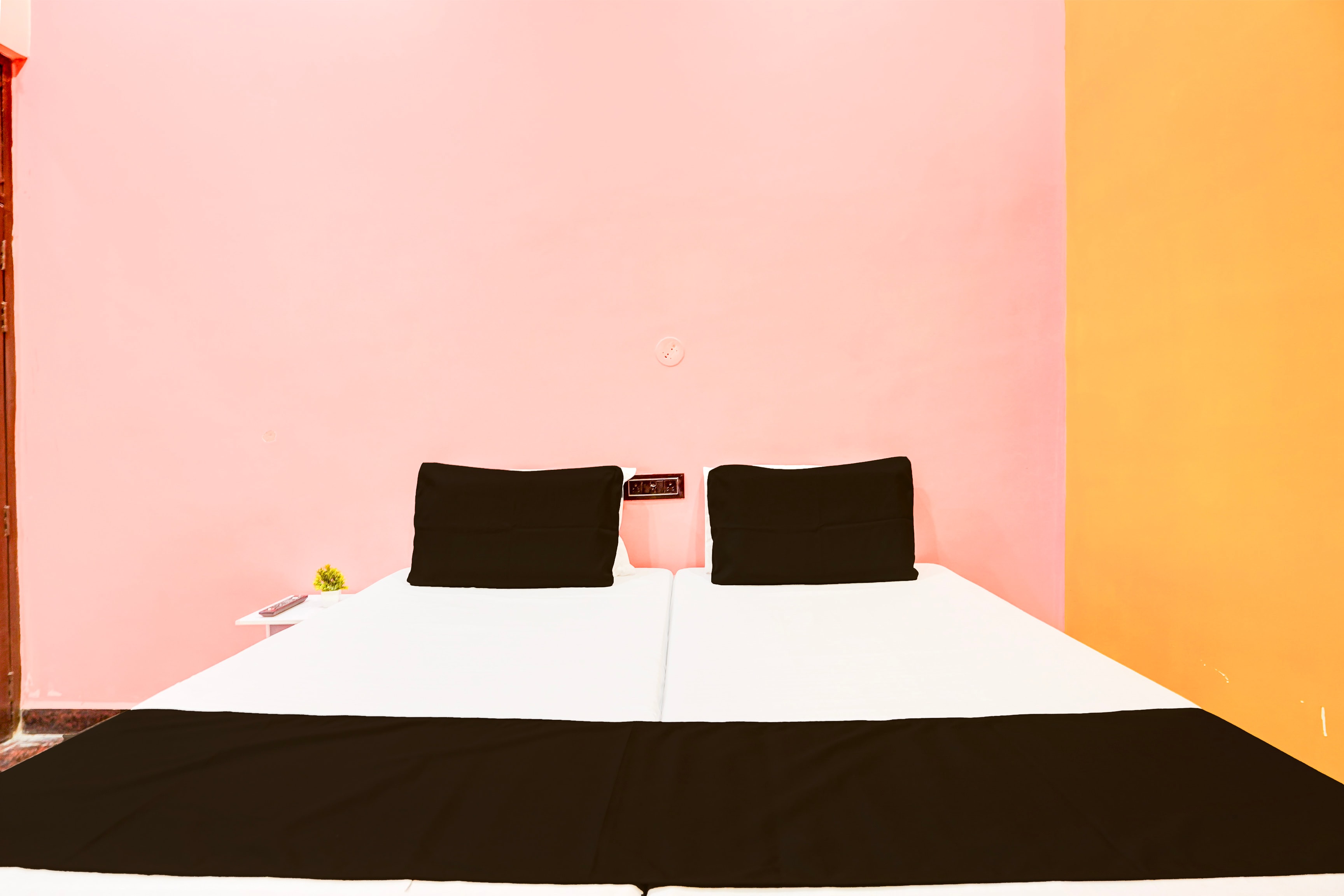 Hotel O HALDIRAMA HOTEL AND RESTAURANT - Tap to explore photos