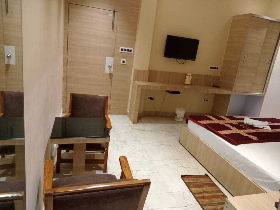 Palette Hotel Relax, Deoghar - Tap to explore photos