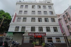 HOTEL GOLDENKEY