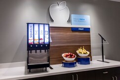 Holiday Inn Express & Suites Welland, an IHG Hotel
