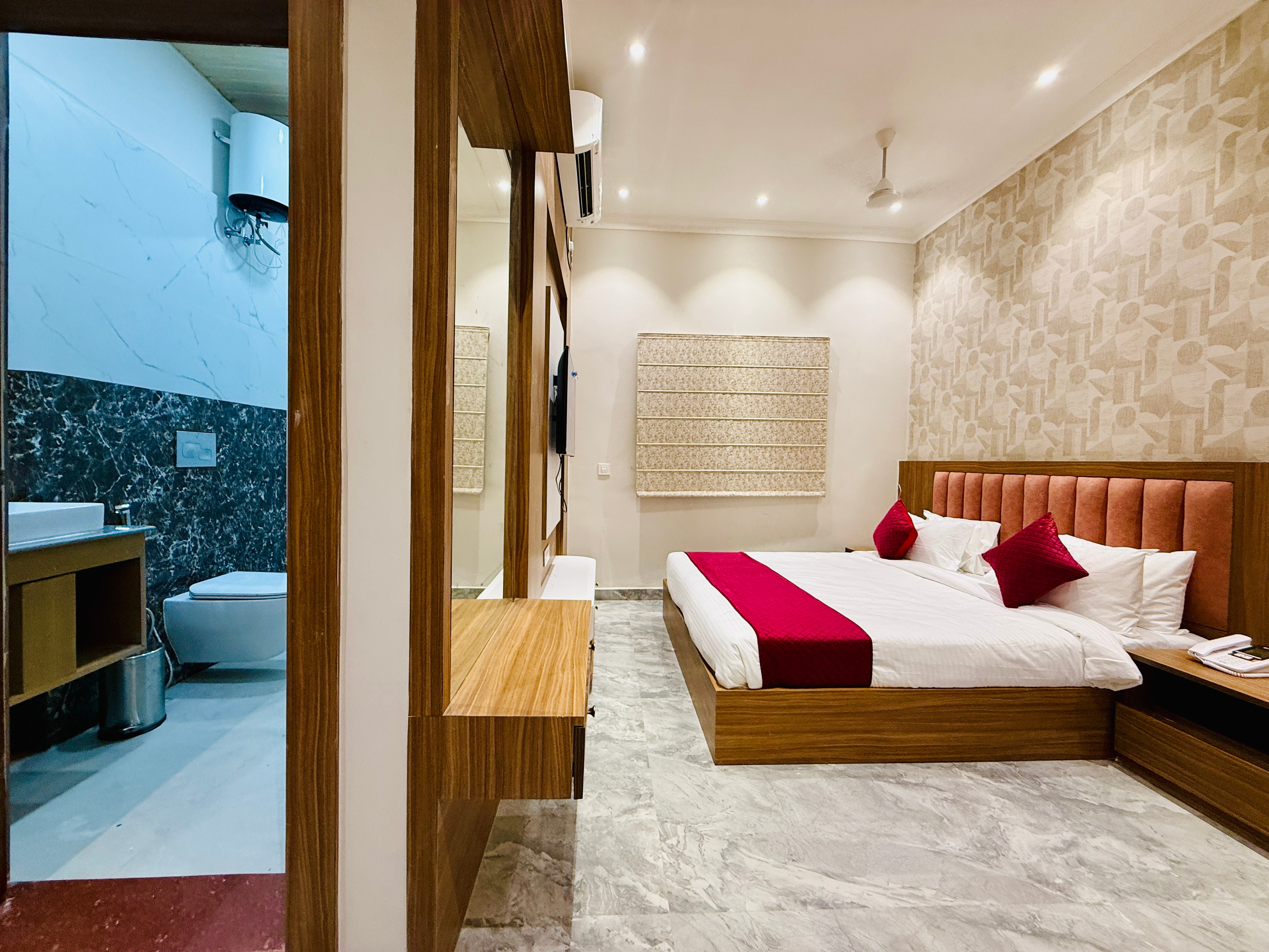 HOTEL ADITYA MARINE GARDEN - Tap to explore photos