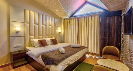 Sanveera Hotels & Resorts Room Type - Mashobra Valley Suite