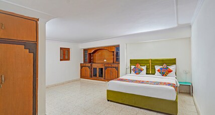 FabHotel Crown 15 - Noida Sector-15 Metro Station Room Type - Deluxe Room FabHotel Crown 15 - Noida Sector-15 Metro Station Room Type - Deluxe Room