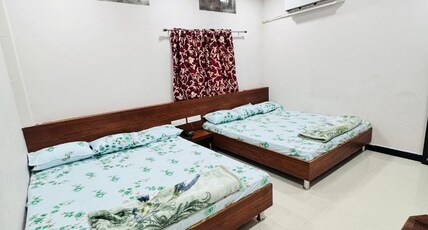 Sahu Palace Home Stay Room Type - 102