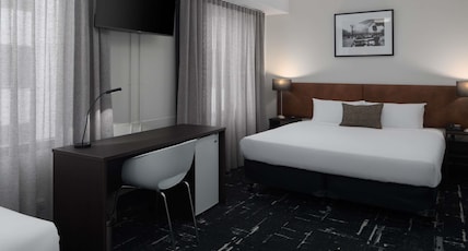 Mercure Melbourne City Centre Room Type - Superior Room 1 King and 1 Single Bed Mercure Melbourne City Centre Room Type - Superior Room 1 King and 1 Single Bed