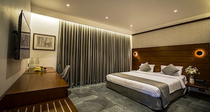 THE VIOLET THEKKADY Room Type - Deluxe Cottage With Balcony THE VIOLET THEKKADY Room Type - Deluxe Cottage With Balcony