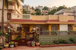 R S Homestay