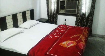 Mani Guest House Room Type - Ac Deluxe Room