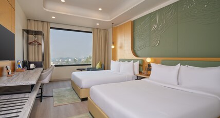 Varay Grande' Room Type - Family Room