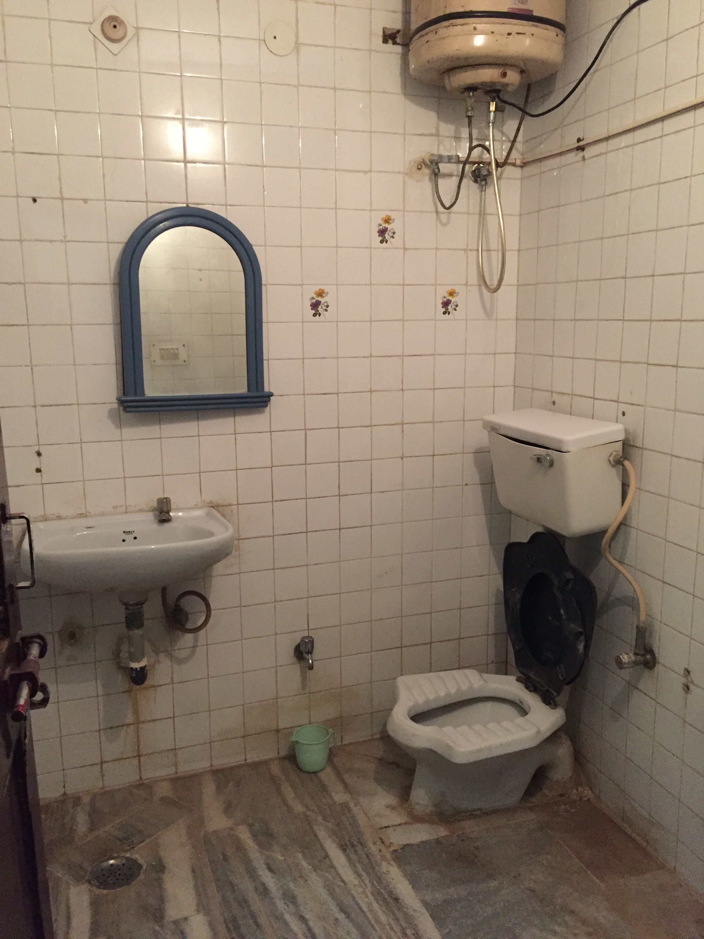 Hotel Banjara - Tap to explore photos