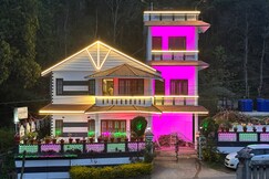 Santhis Travel Hub Munnar, Chinnakanal
