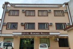 Hotel Rakhee Palace 