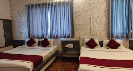 Kiara Eshosans Palace (100 meters From Sai Samadhi Temple) Room Type - Deluxe Four Bed AC Kiara Eshosans Palace (100 meters From Sai Samadhi Temple) Room Type - Deluxe Four Bed AC