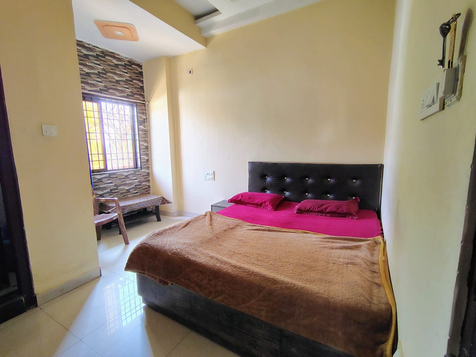 Hotel Sudha Palace - Tap to explore photos