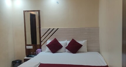 Kashi Sagar Inn Varanasi Room Type - Bedroom 1