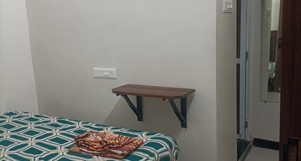Shivarpanam homestay Room Type - Budget double Bedroom