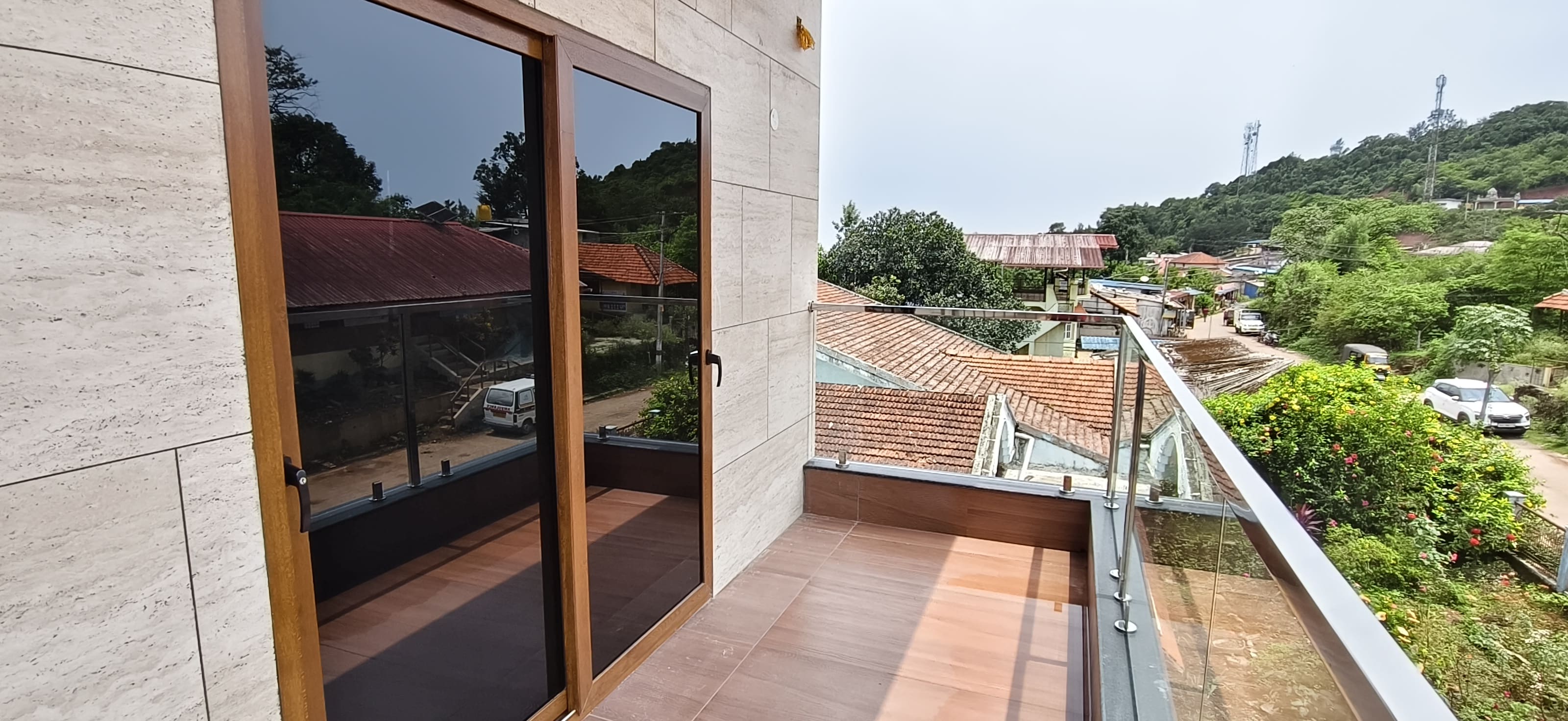 Belmonte Homestay - Tap to explore photos