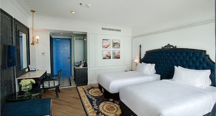 Fivitel Da Nang Room Type - Deluxe Twin Room with Balcony and City View Fivitel Da Nang Room Type - Deluxe Twin Room with Balcony and City View