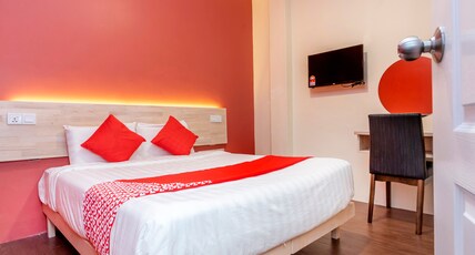 OYO 778 Bmw 2 Hotel Room Type - Premium King