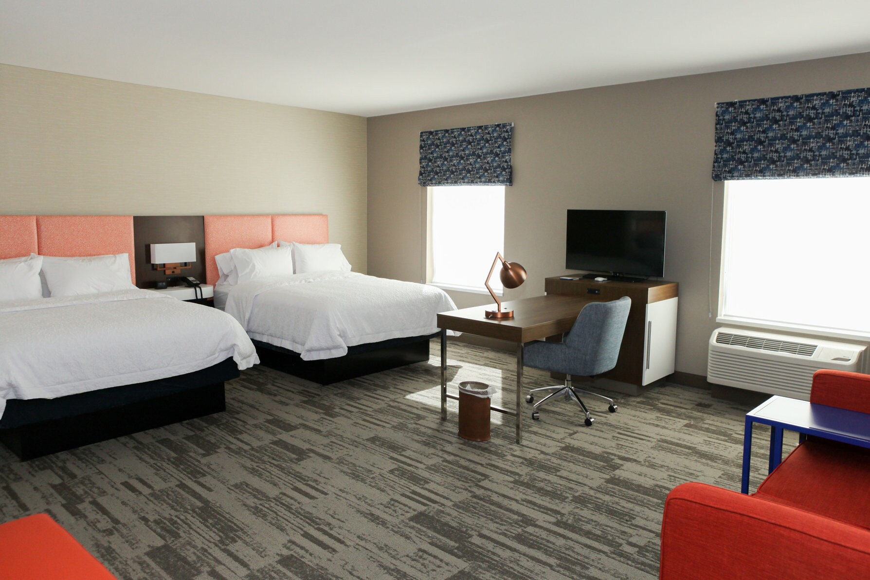 Hampton Inn & Suites Lafayette Medical Center, CO - Tap to explore photos