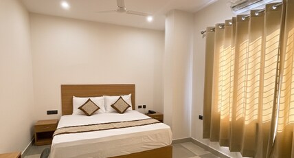 Hotel Srijan  Near Kelikunj & Banke Bihari Temple Room Type - EMERALD