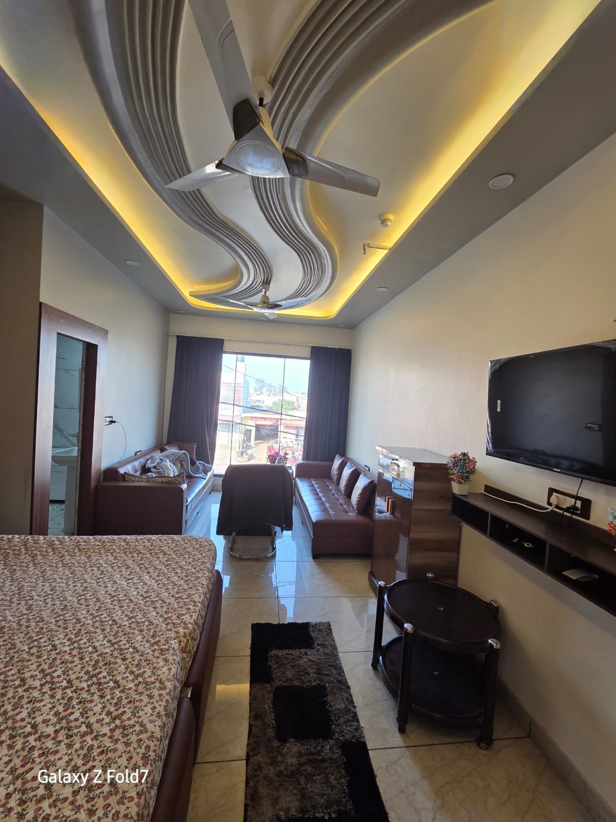 Maya's Hotel Baghpat - Tap to explore photos