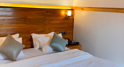 Raj Herritage Room Type - VIP wooden cottage