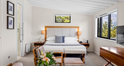 The Rees Hotel and Luxury Apartments Room Type - Executive Lake View Hotel Room