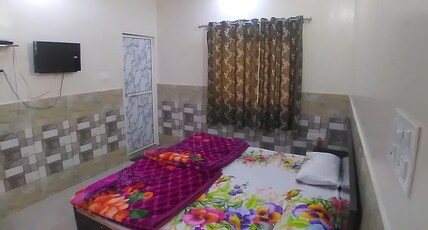 Satyam Lodge Room Type - Deluxe Room