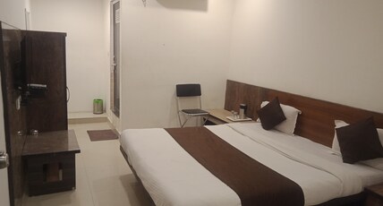Hotel Neelkamal Room Type - Standard Room