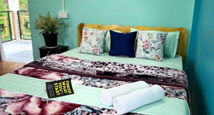 Green Nest Baramangwa Room Type - Premium Delux Room