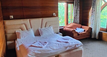 Snowy Bliss Srinagar Room Type - Bedroom 5