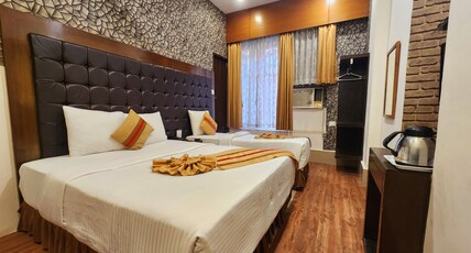 Hotel Raunak Room Type - Heritage Trio (Standard Triple Room) with Free Wifi