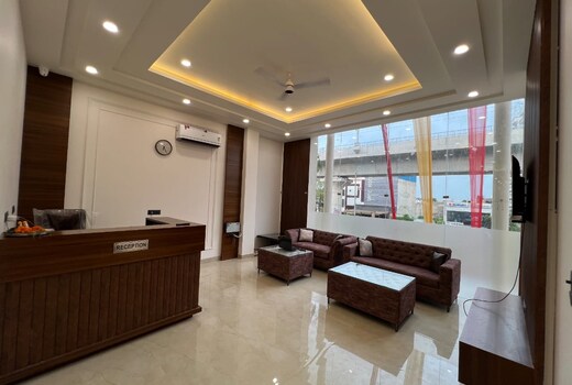Hotel bliss Inn & Terrace(Delhi Road)