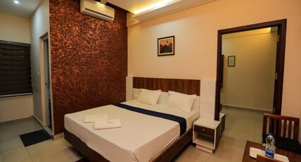 Issac's Hotel Regency Room Type - Executive AC Room