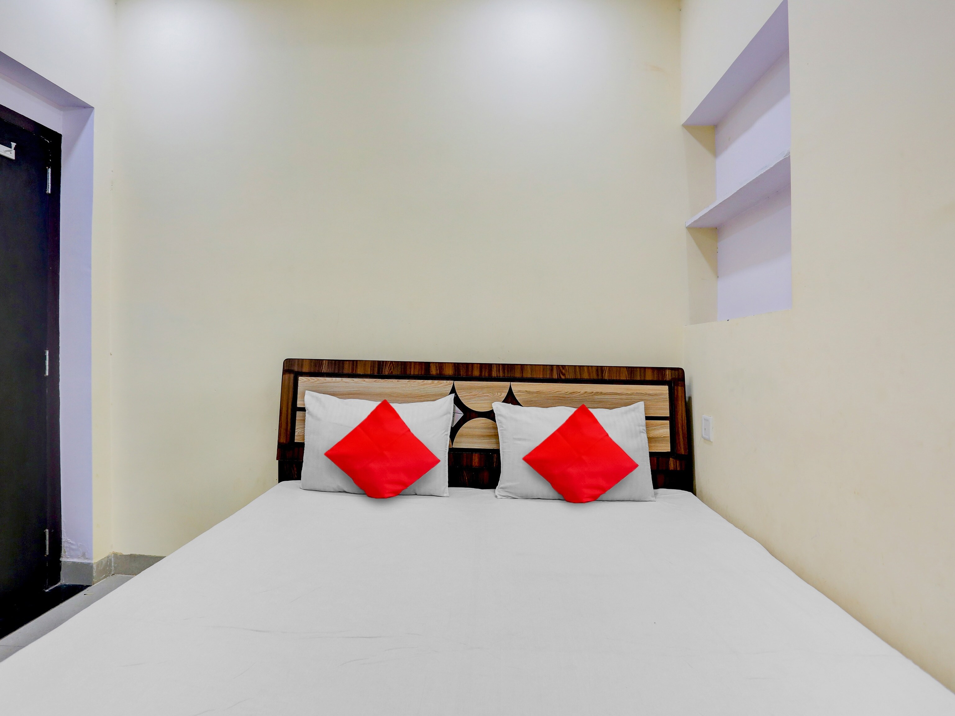 Hotel O Aravali Guest House - Tap to explore photos