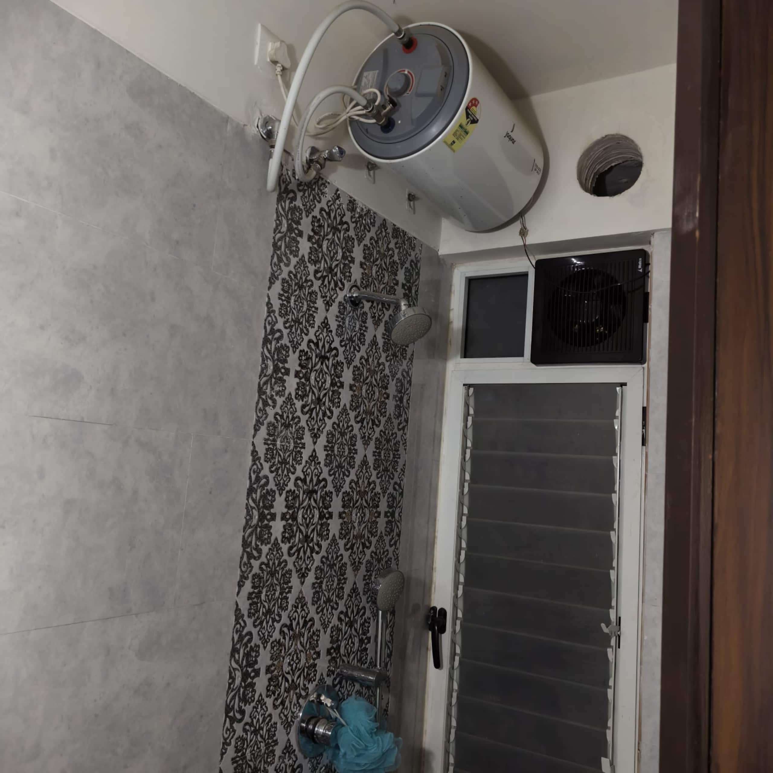 1 Master Bedroom flat in 2BHK house Panvel 4 All - Tap to explore photos