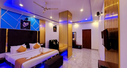 The Sky Hotel Room Type - King Room