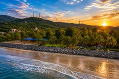 Golden Swan Beach Resort