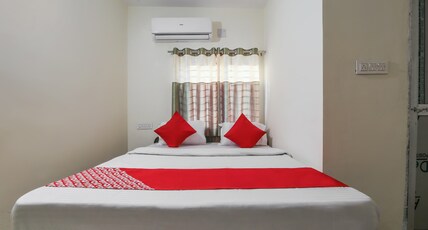 Hotel O Lokenath Room Type - Classic