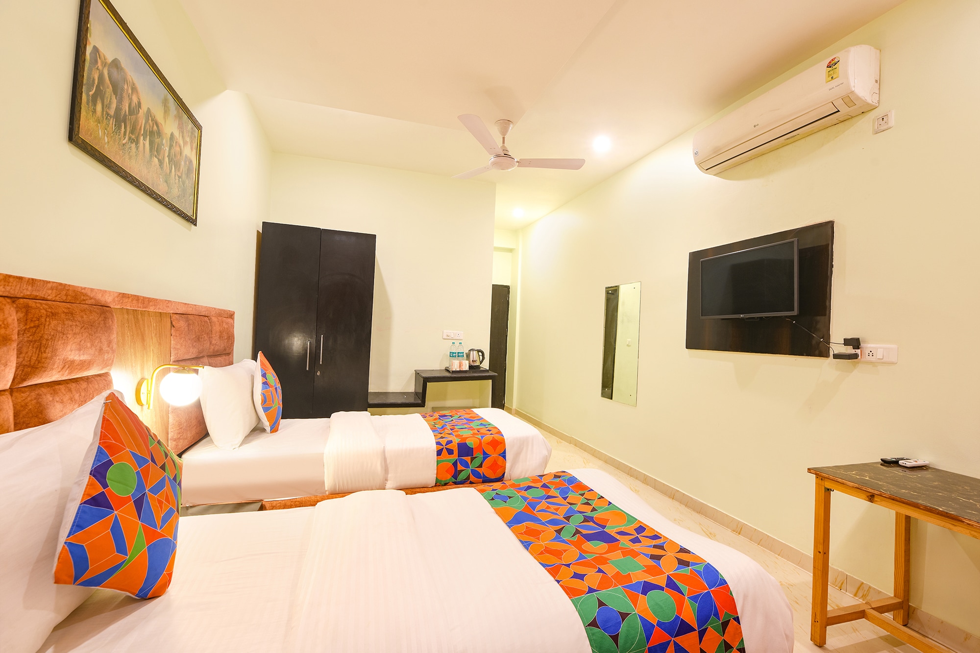 FabHotel Sumedha Elegance - Tap to explore photos