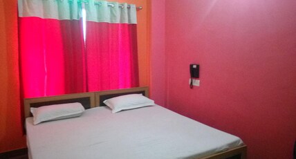 Hotel Kashi Inn Room Type - Standard Non AC Room