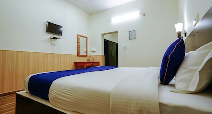 Hotel Sagarmatha Room Type - Standard Room With Balcony and Valley View Hotel Sagarmatha Room Type - Standard Room With Balcony and Valley View