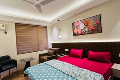 Casa Velour Stays | Near Expo Mart , Greater Noida