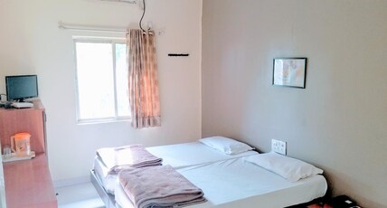Hotel Geetanjali Room Type - Executive AC Room